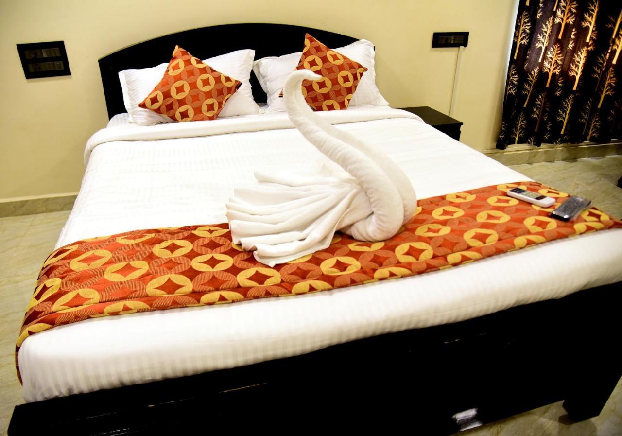 Alexa Home Stay Tirupati Eksteriør bilde